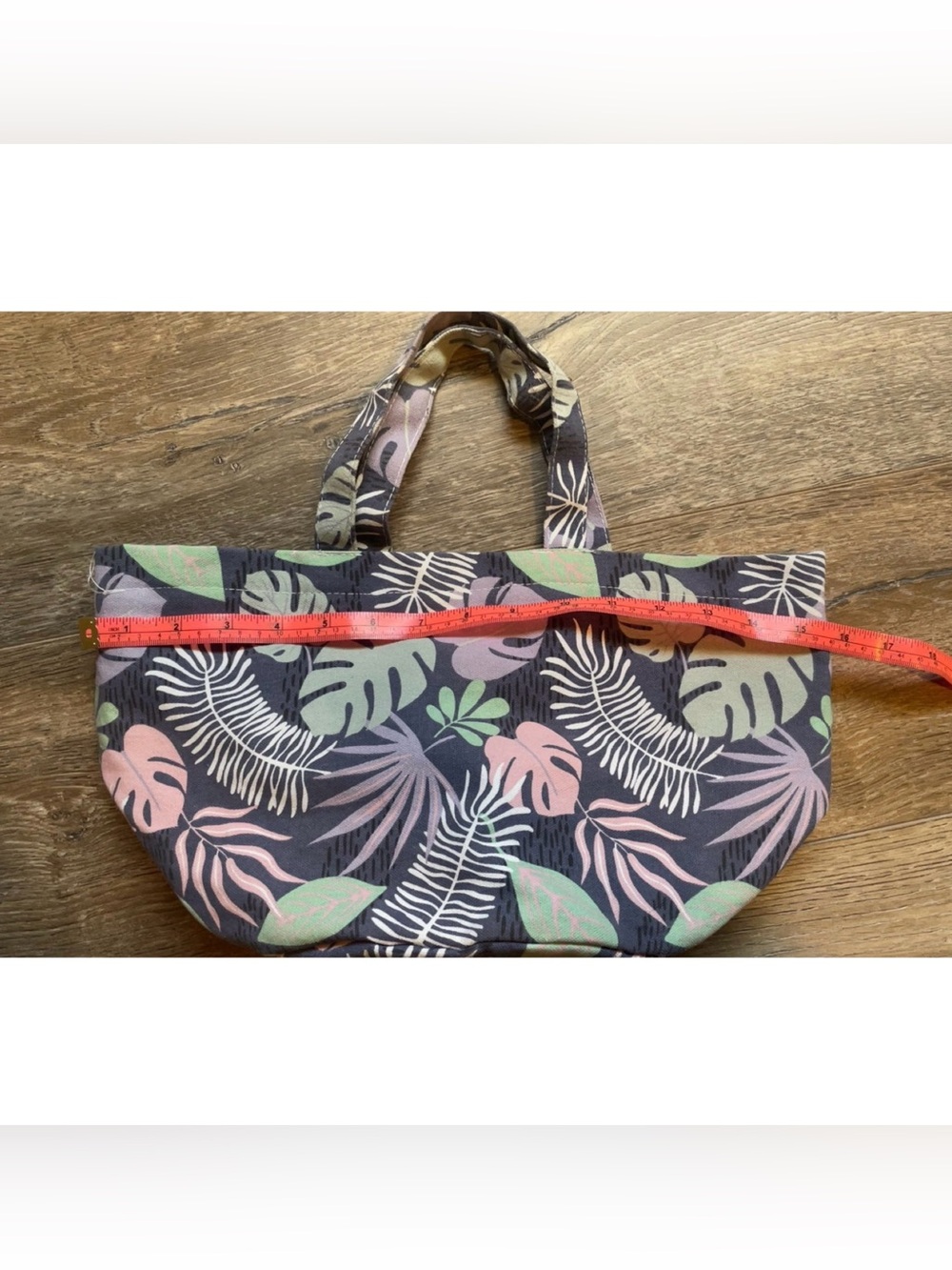 Tropical Leaf Print Canvas Tote Bag.